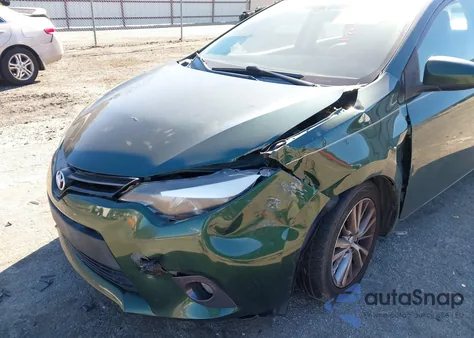 2015 Toyota Corolla Le Plus z USA, uszkodzony, nr VIN 2T1BURHEXFC428433